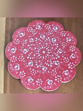 Scalloped Floral Ceramic Trivet in Red and White Made In Turkey